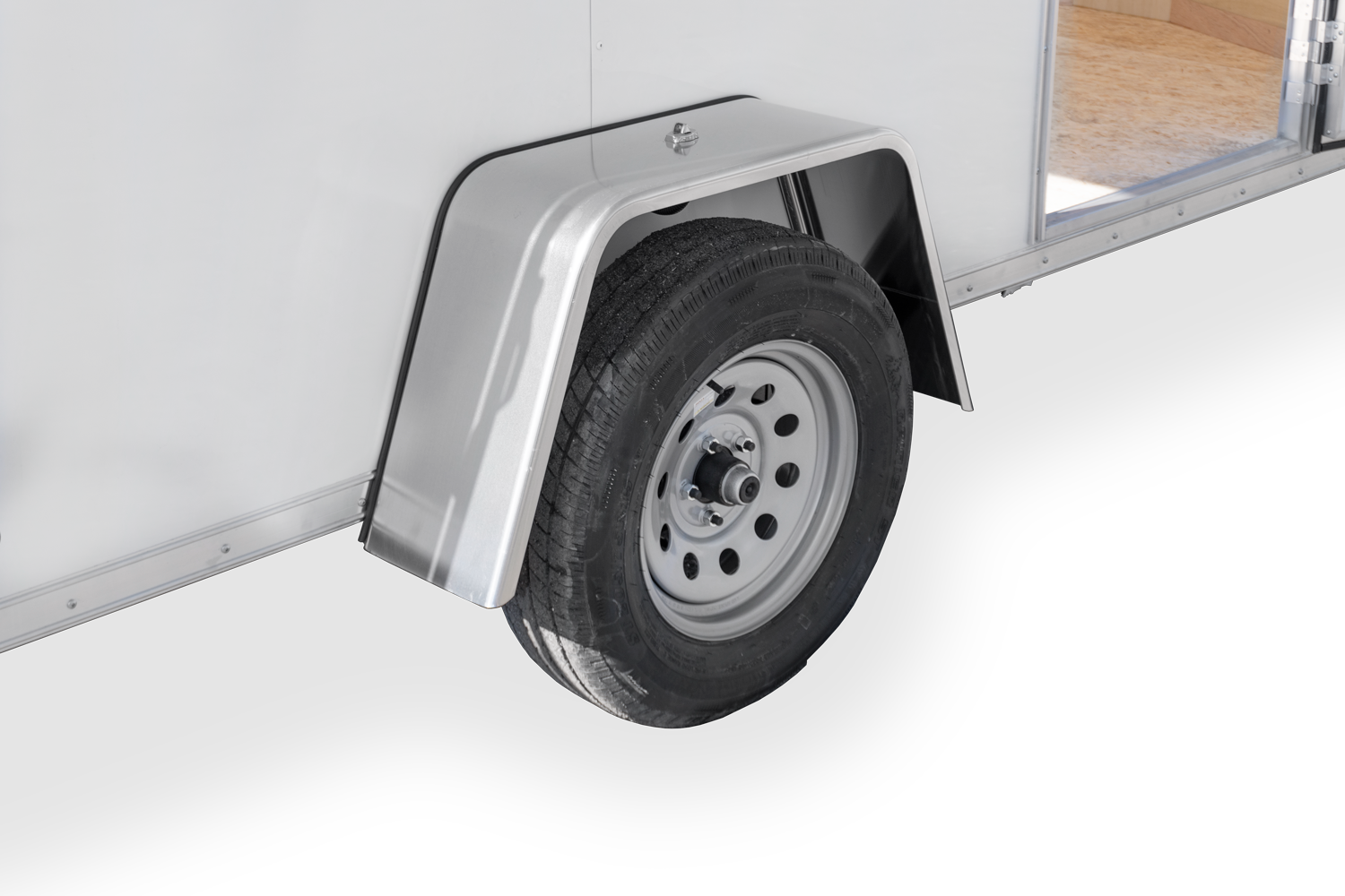 ITI Cargo SE V Nose Cargo Trailer Wheel